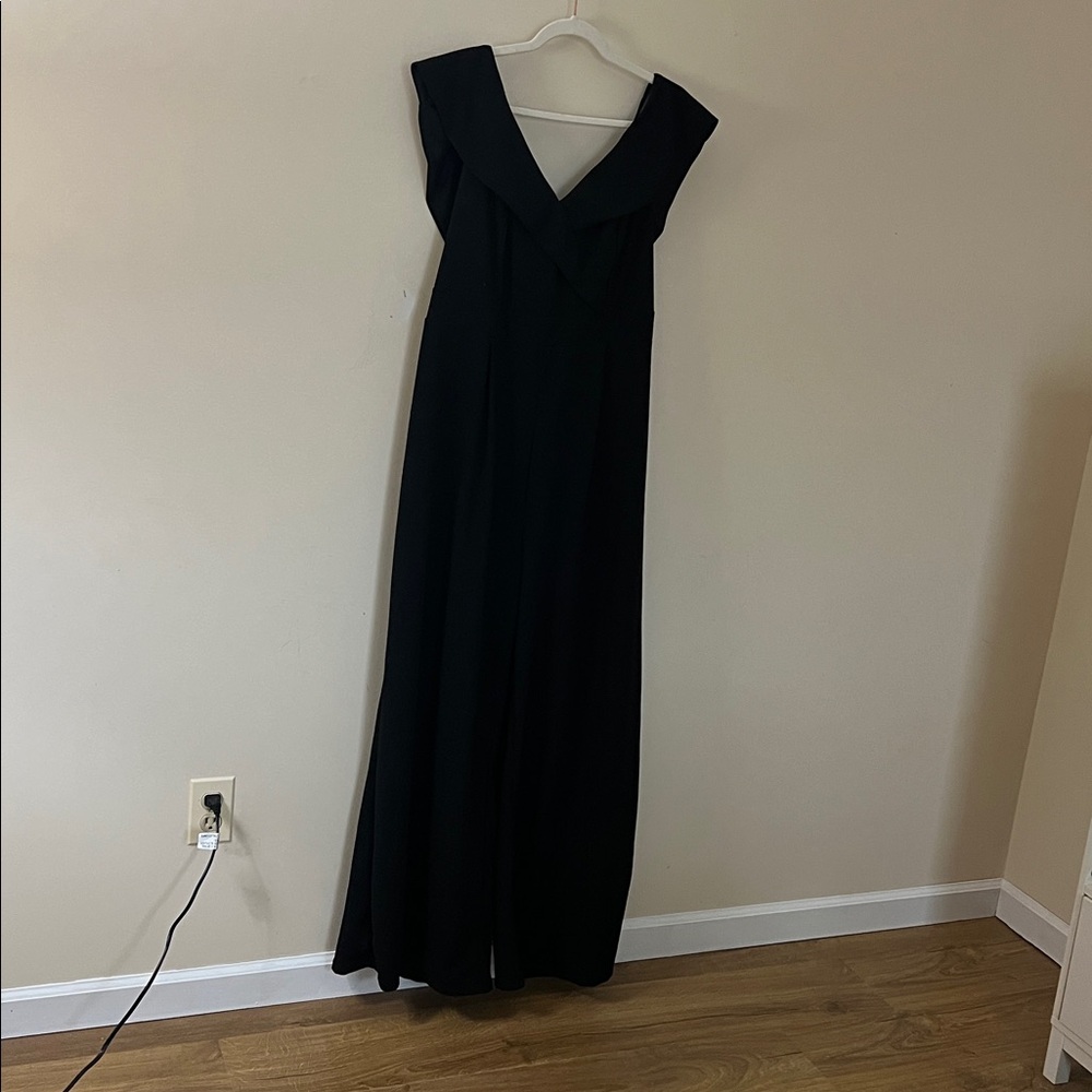 SHEIN Elegant Black Maxi Dress